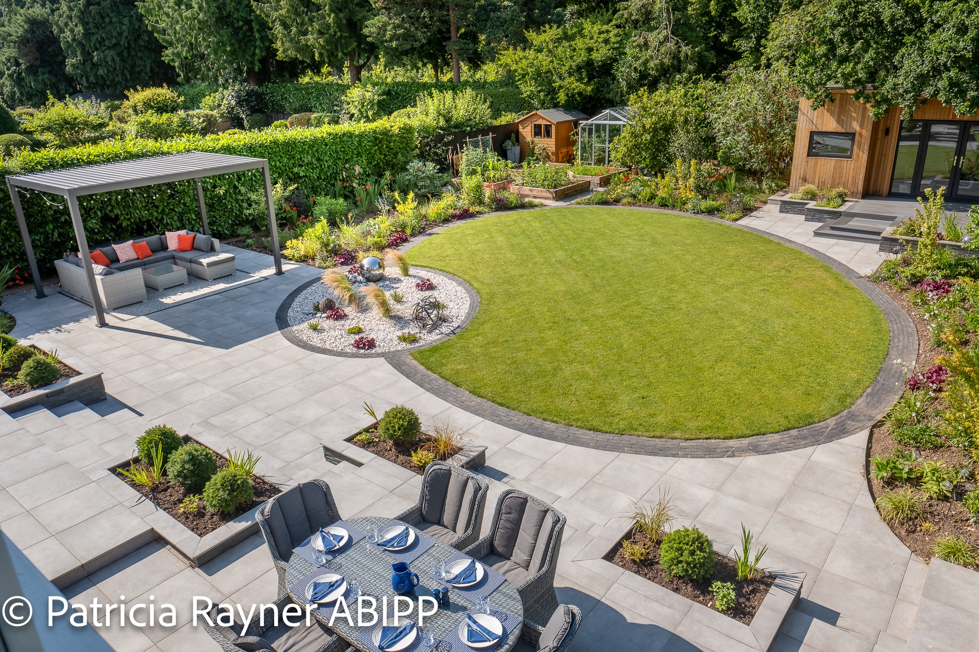 How a Gorgeous Garden Design Can Transform Your Back Garden