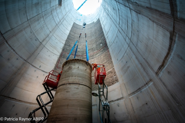 London Construction Photographer Thames Tideway Tunnel Vortex lowered into shaft